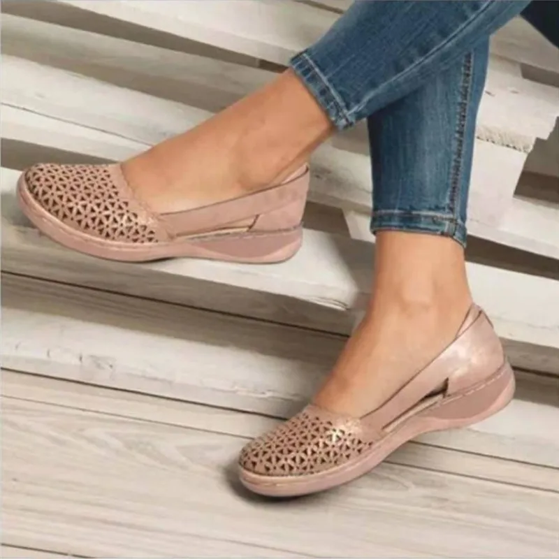 

new style women's wedge sandals, sheer retro large-size flat sandals, casual and versatile suitable for ladies to wear in summer