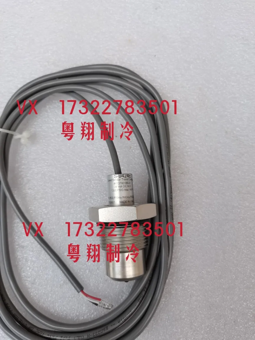 SEN00703 Oil Level Sensor S-9424E Air Conditioning Optoelectronic Level Switch X13790185-01