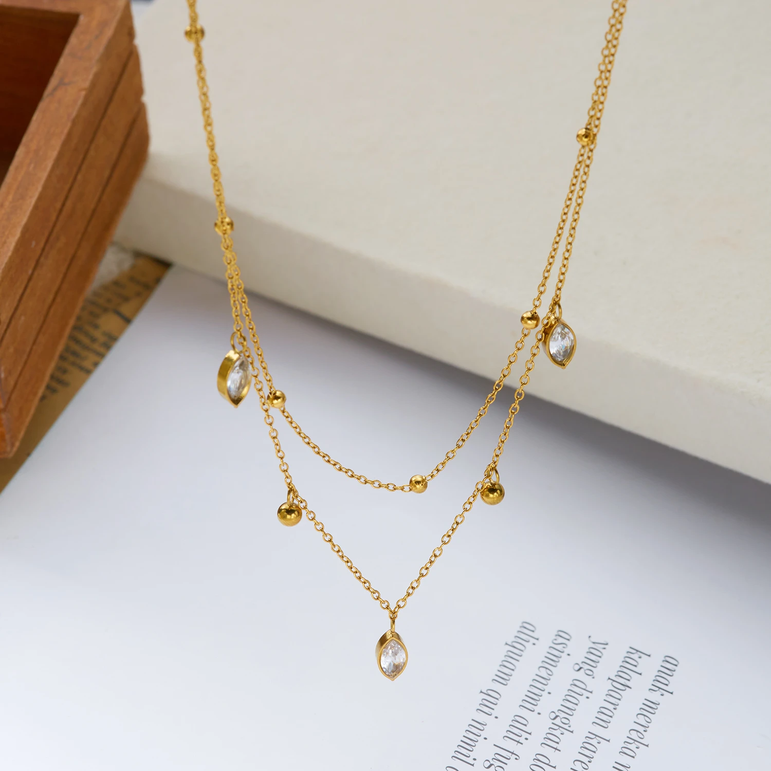 Zarte CZ-Schlangenkette, PVD-Edelstahl-Halskette für Damen, mehrschichtige Fischgräten-Choker-Kette, Party- und Alltagsschmuck, Geschenk, wasserdicht – Detail 6