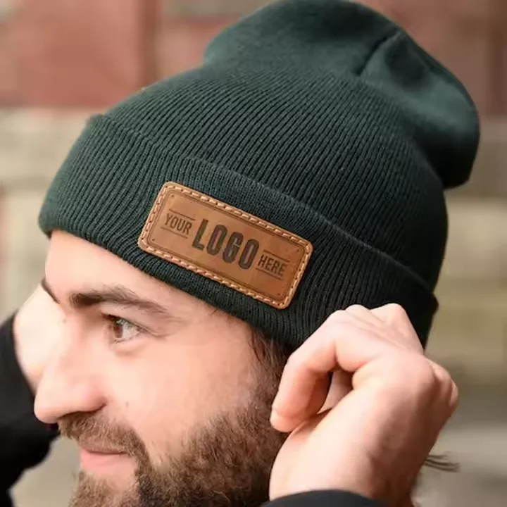 Maßgefertigte Leder-Patches für Kleidung Geprägtes Leder-Patch-Etikett Logo Geprägter Aufnäher aus PU-Leder – Detail 2