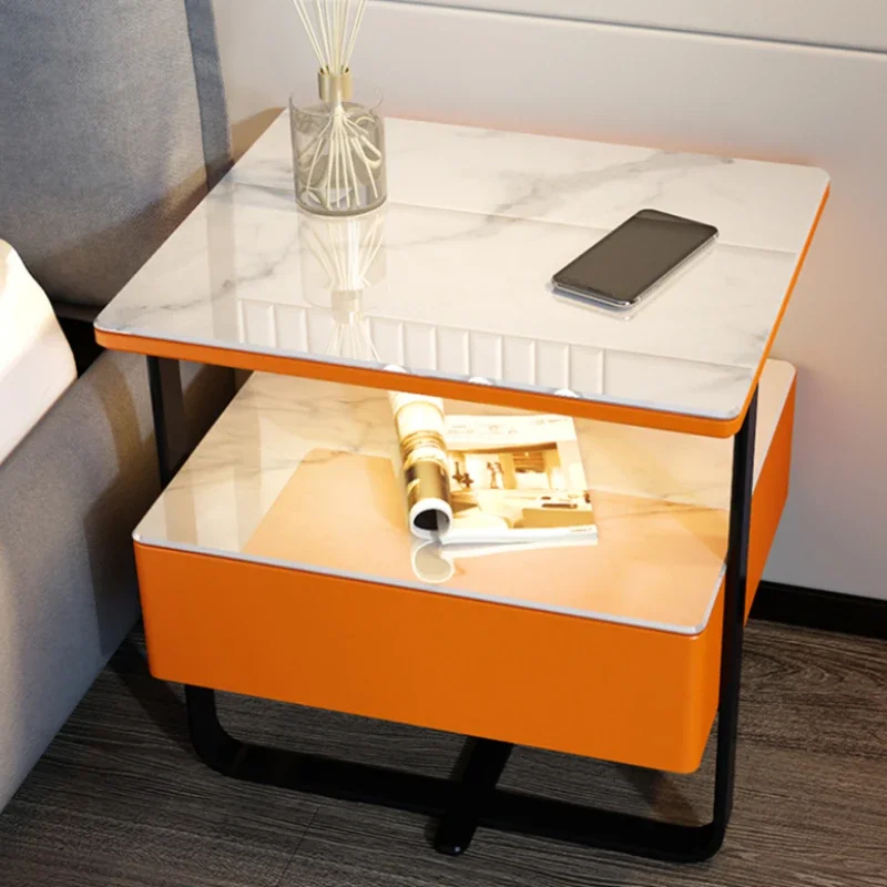 Simple Trendy Nightstand Table Nordic Aesthetic Modern Luxury Bedside Table Mesita Phone Charger De Noche Inteligente Furnitures