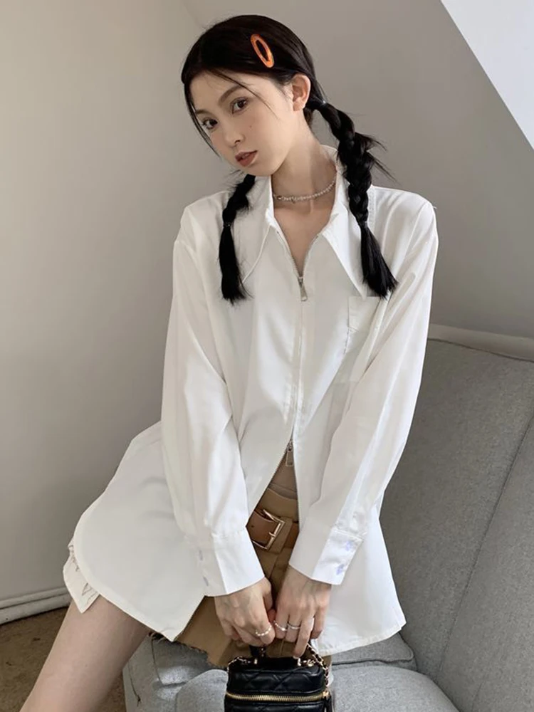 Jmprs Casual Zipper White Shirt Women Long Sleeve Vintage French Blouse Spring New Female All Match Design Simple Pocket Tops