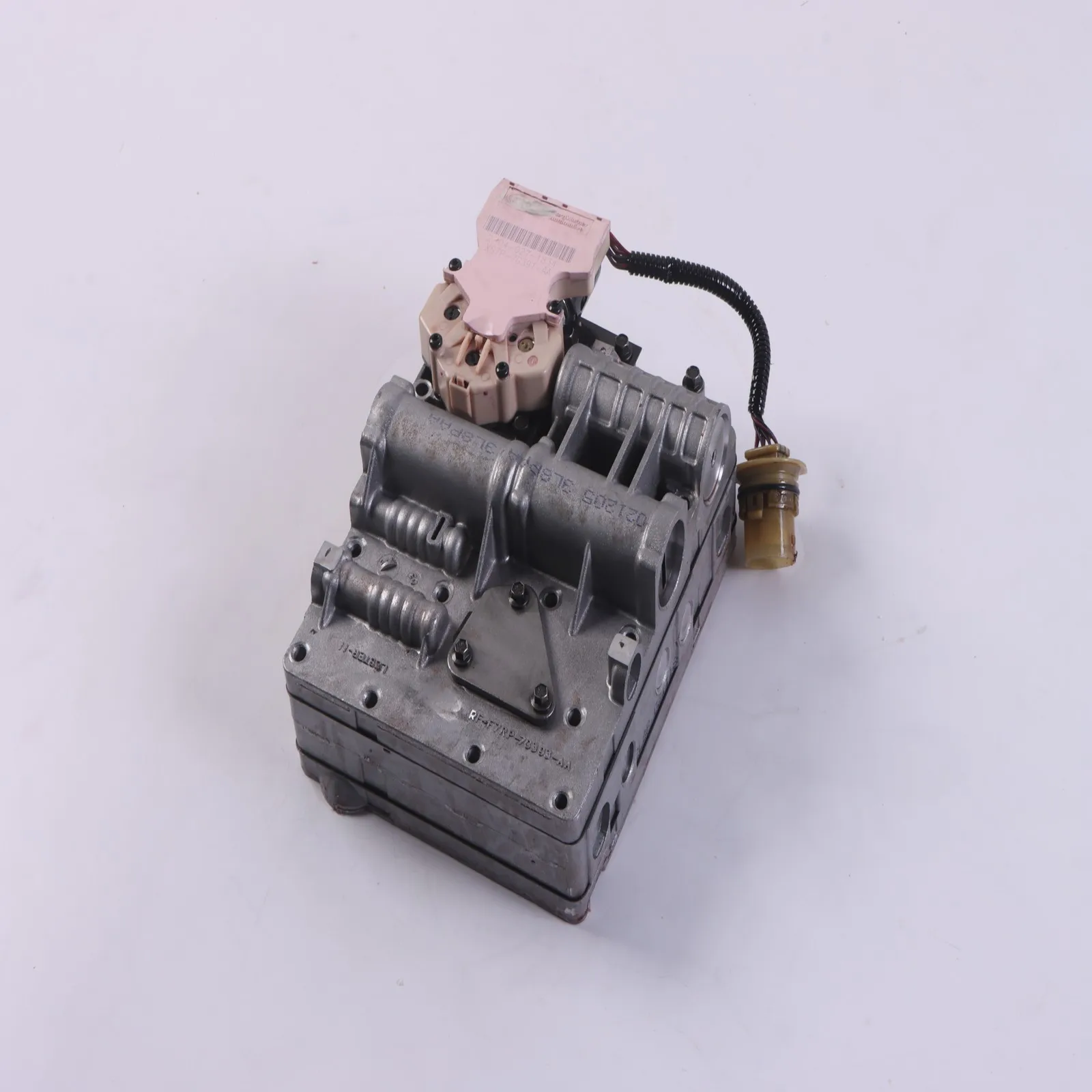 

Корпус клапана коробки передач CD4E для Ford Mazda Mercury 1994-2008 гг.