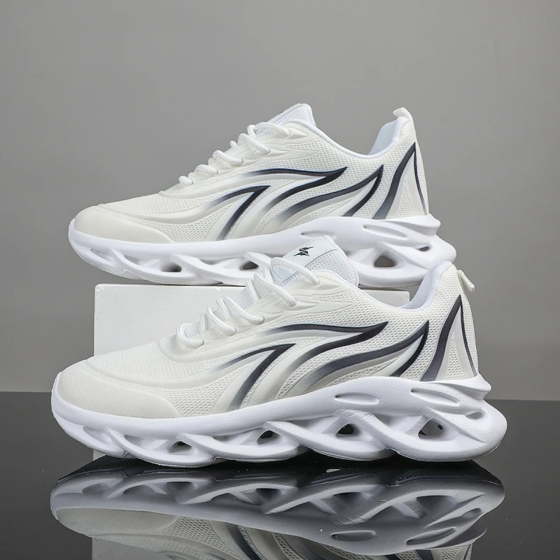 أحذية رجالية للفصول الأربعة 2025 أحذية رياضية جديدة شبكية قابلة للتنفس ونعل سميك للشباب أحذية ركض غير رسمية متعددة الاستخدامات