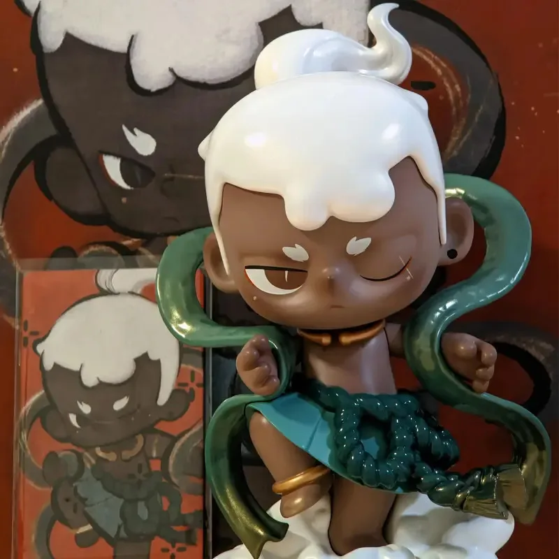 

Kubo The Ruin King Crown Figure Poker Face with Rose and Cloak Doll Cool Solider Guy Winner Designer Toys Art Collection