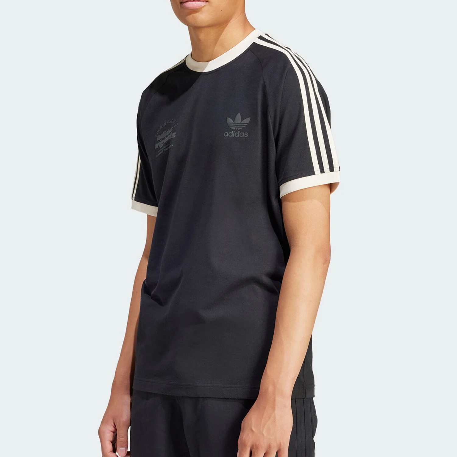 

Adidas genuine clover men's knitted breathable round neck short sleeved T-shirt IS1413
