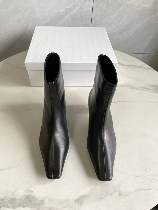 

Withered Ankle Boot Women French Style High-heeled Boots Retro Commuting And Leisure Pointed Leather Short Boots Ladies