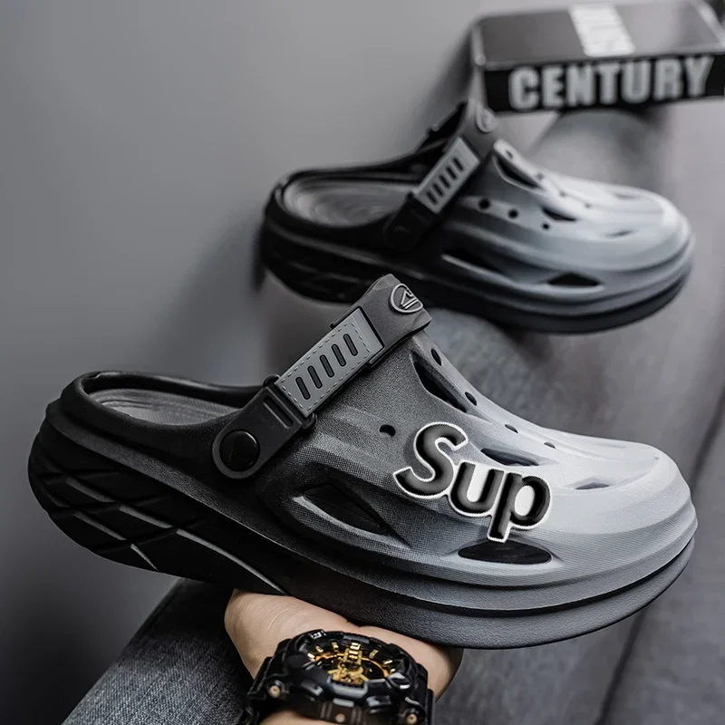 صنادل صيفية للرجال والنساء للزوجين 2025 شباشب باوتو جديدة قابلة للتنفس وغير قابلة للانزلاق أحذية شاطئ خفيفة الوزن