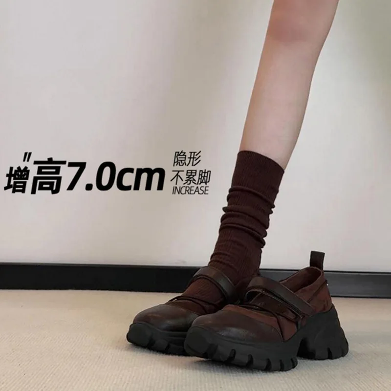 

Женские модные кроссовки-балетки из натуральной кожи с круглым носком, на платформе, в повседневном стиле, с дизайнерским акцентом, с элементами бабочки