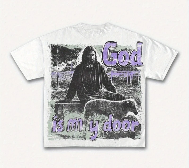 

Мужская футболка с религиозным рисунком — фиолетовая надпись «Бога — мой дверь» — хлопковая футболка в тяжелом весе 180 г/м2, мягкая повседневная христианская футболка