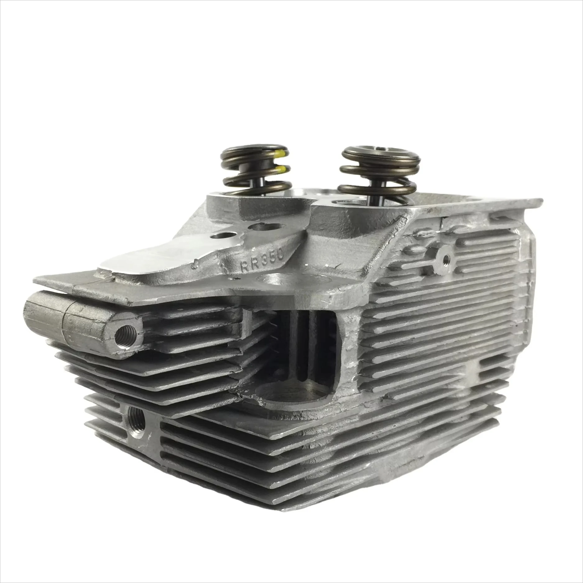 BF914 Diesel Engine Spare Parts Cylinder Head 04235105 04235409 For Deutz