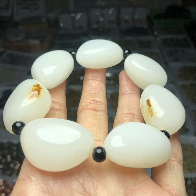 

Natural Cat's Eye Old Bead Bracelet with Fashion Bracelet