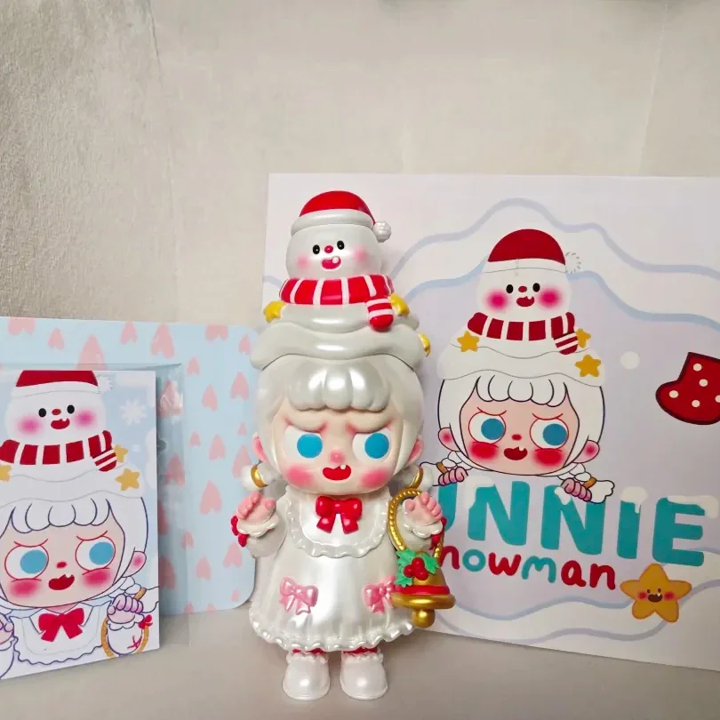 Original Sunnie Snowman Xmas Decoration Sweetie Girl White Figure Winter Memory Doll Frown Kid Designer Toys Art Decoration