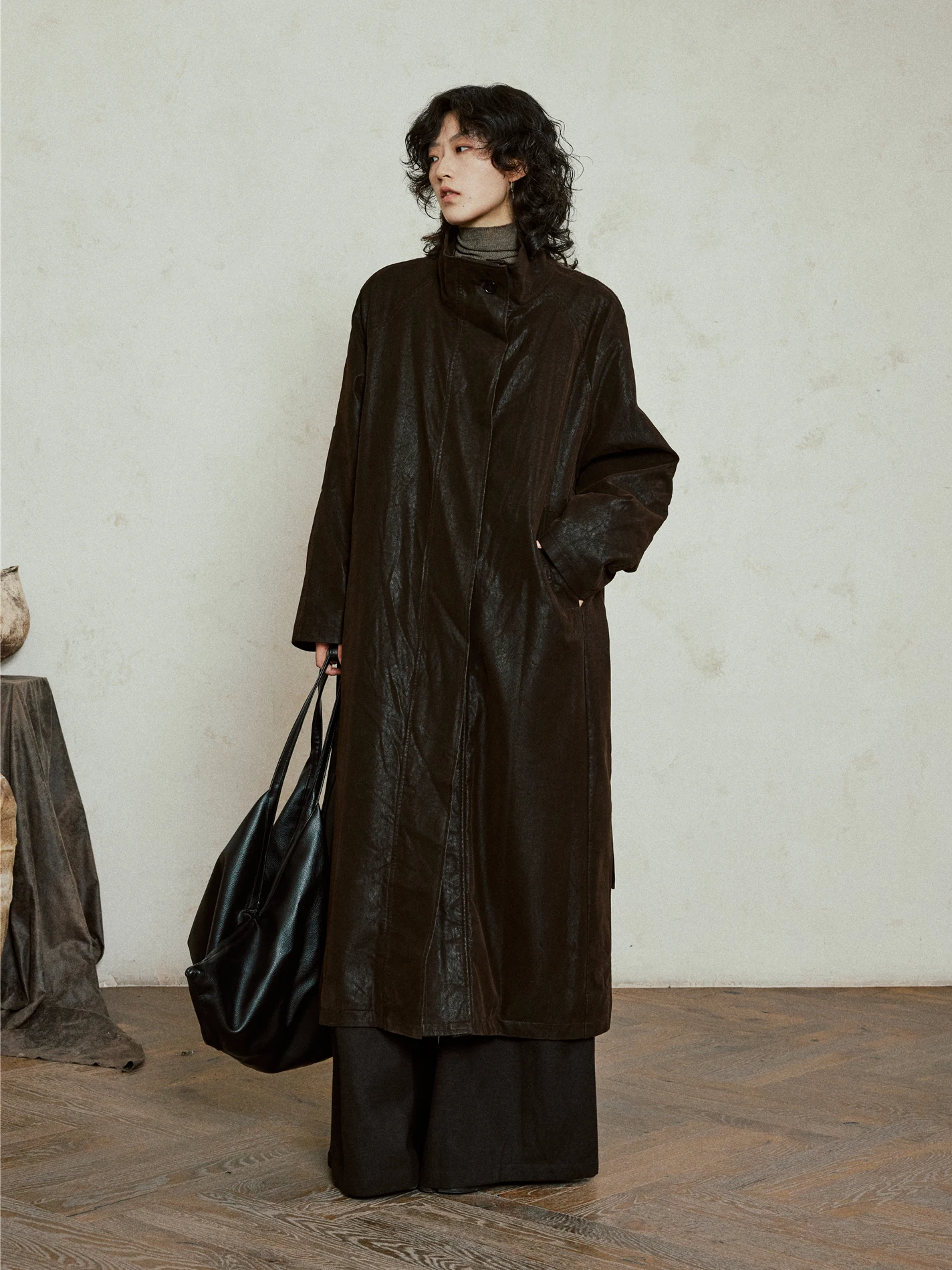 

SUNYVONNE Soft Matte Leather Jaet Long Coat Sle Stand Collar with Belt Warmth Fce Inner for Young Women Street Sle