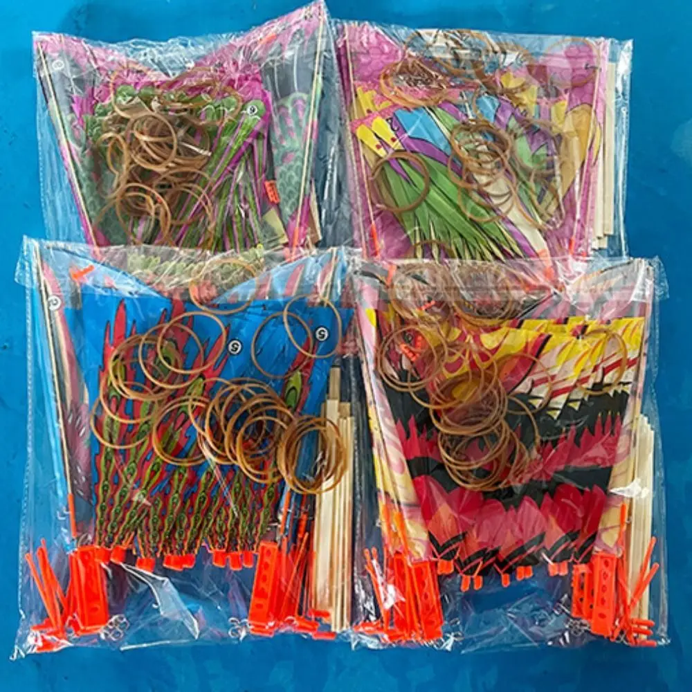 Juguete de pájaros voladores de plástico para diversión al aire libre, banda de goma de Color aleatorio, cometa de pájaros voladores alimentada, juguete divertido para niños al aire libre, 10 Uds.
