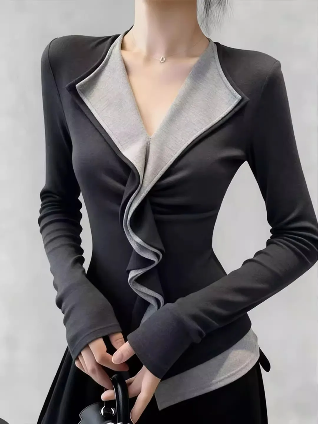 Women's Slim Fit Long Sleeve V-Neck T-Shirt Color Block Base Layer Top Commute Style Korean Version Spring New Arrival