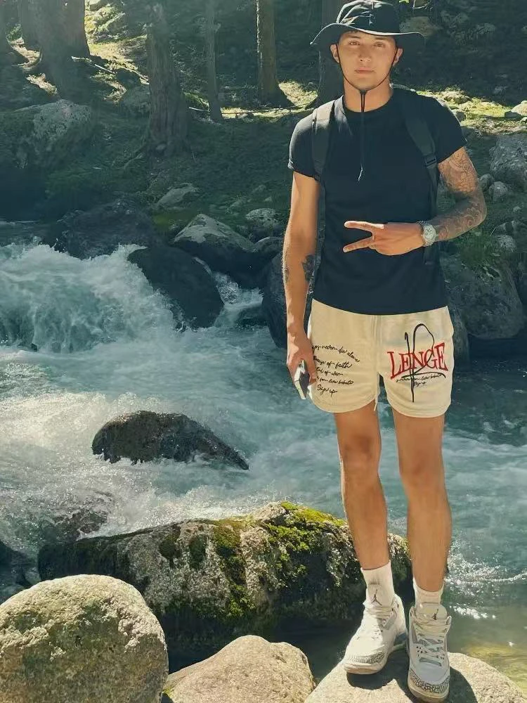 

American Street Sle Knee-High Embroidered Casual Loose Baskeall Sports orts for Men Summer New Outdoor Sports Pants