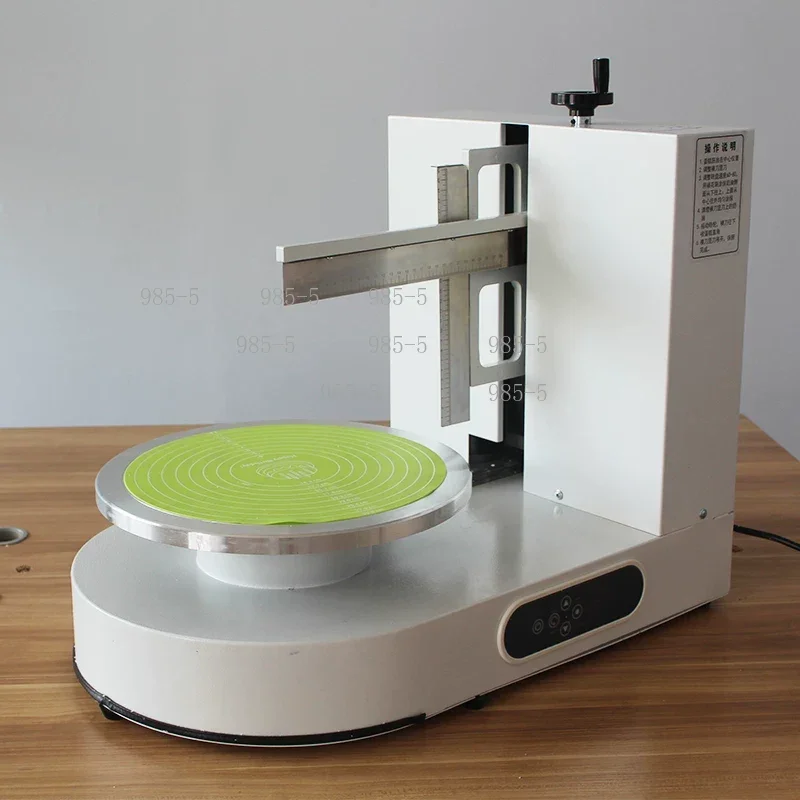 Round Cake Cream Smoothing Machine Automatic Cake Cream Coating Spreader
