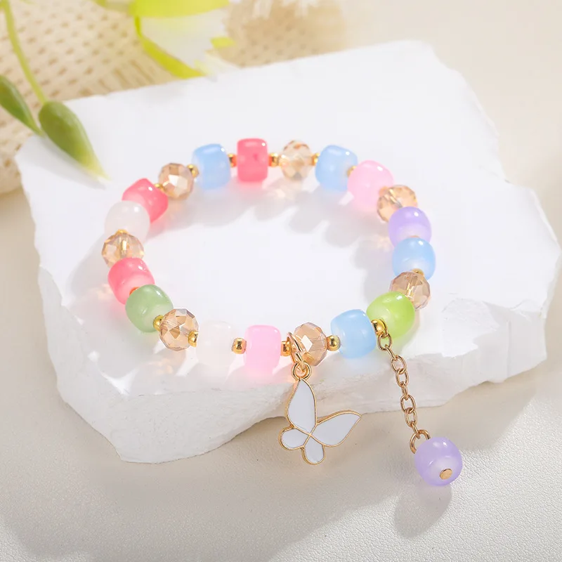 الحلو لون الحلوى تقليد اليشم حجر الزجاج والخرز الكريستالي الفتيات سوار العصرية عقد بحلية متدلية على شكل فراشة لطيف المرأة سوار