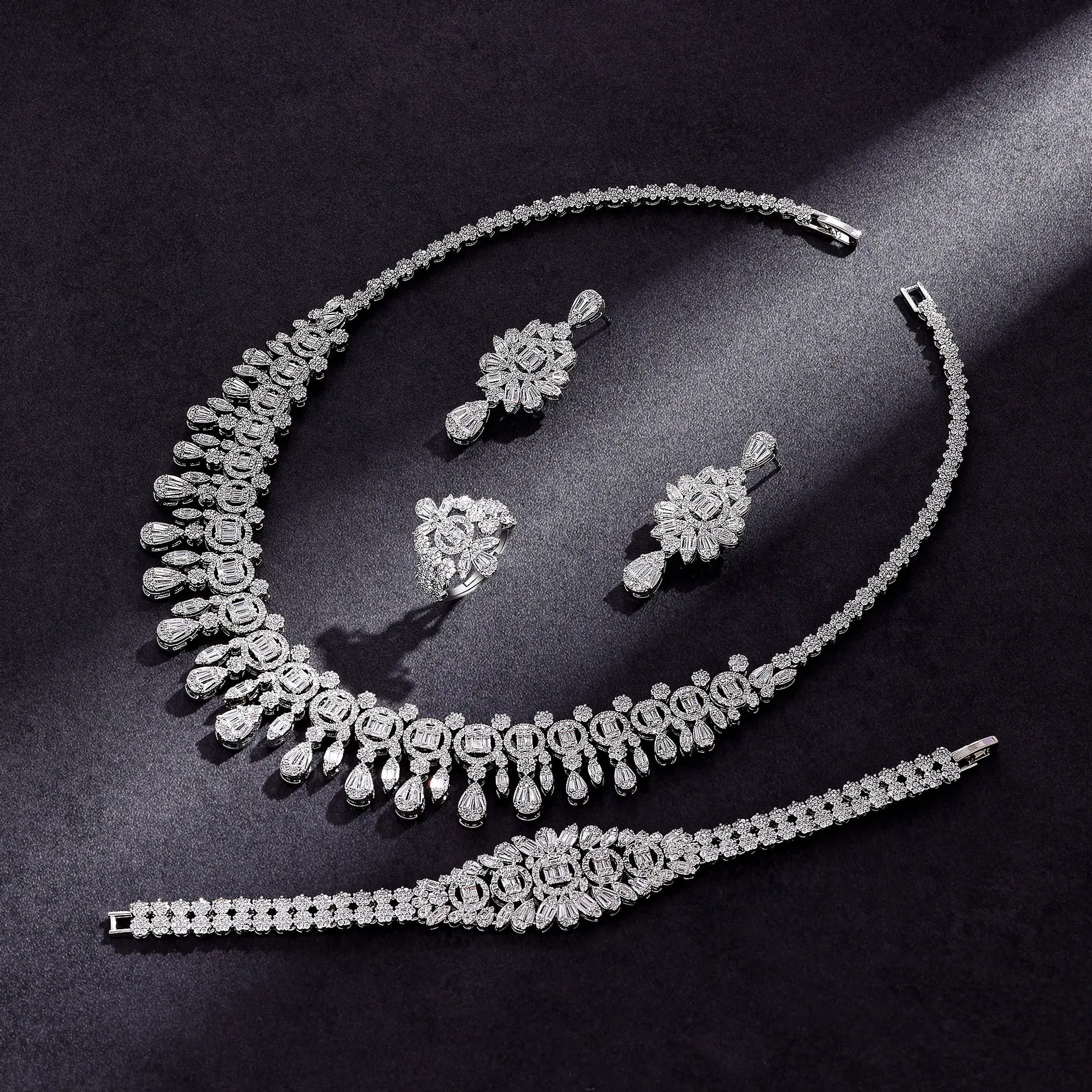 Charm Full Zircon Necklace Earring Bracelet Ring Set Bridal Wedding Jewelry Elegant Women Party Dress Accessories Christmas Gift