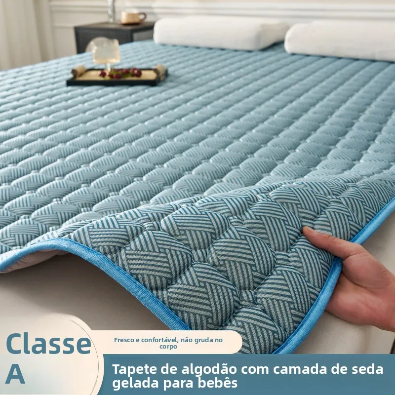 tapis-rafraichissant-double-face-en-soie-glacee-et-osier-tapis-d'ete-doux-tapis-en-bambou-marque-linbebe-pliable-fait-main-et-tisse-a-la-machine