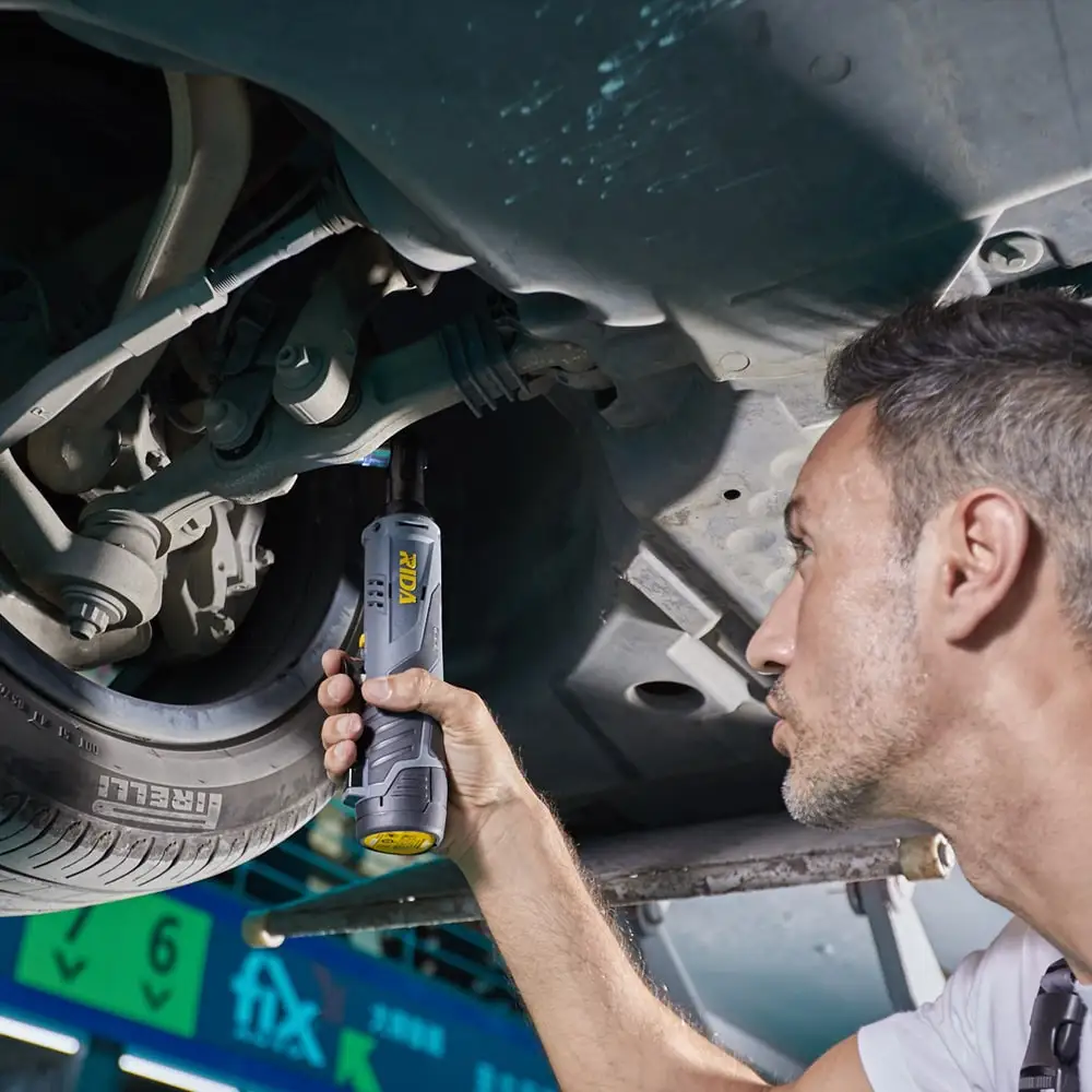 Akku-Ratschenschlüssel mit Li-Ionen-Akku, kabelloser Stromschlüssel