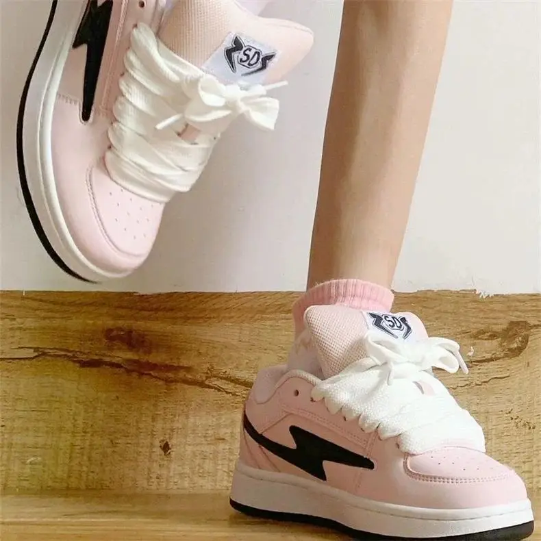 

Spring Women Breathable Sneakers Pink Lightning Shoes Thick Heel Cute Sneakers Casual Running Platform Y2K Lolita Sports Shoes