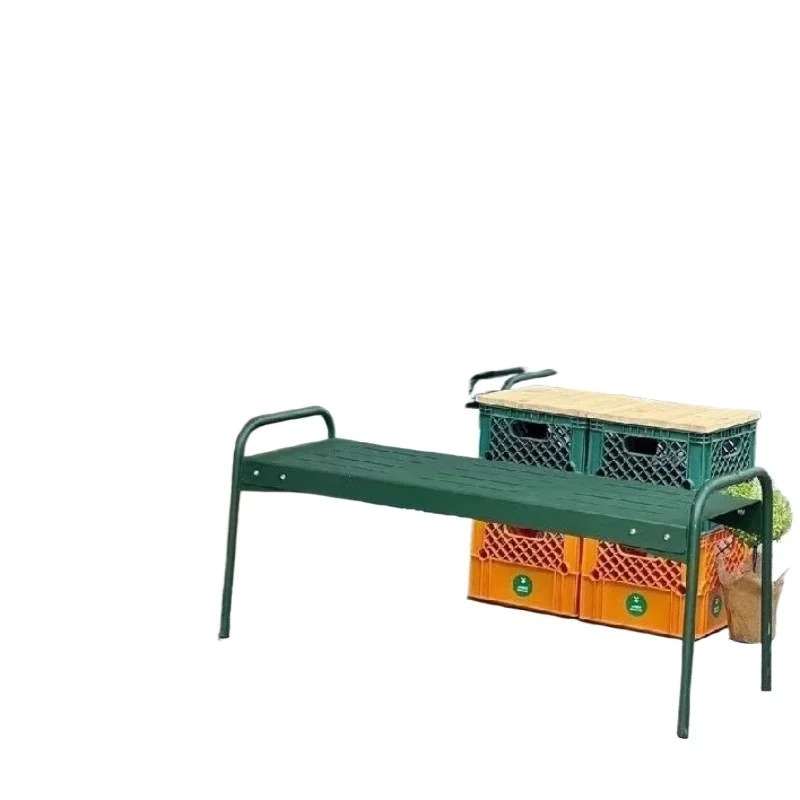 

Уличная скамья-кресло цвета допамина