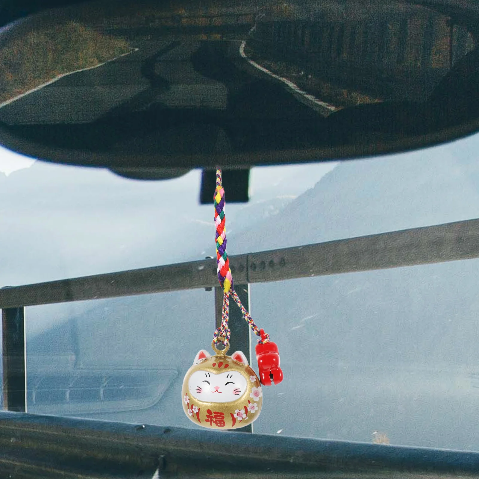 

Fortune Cat Hanging Pendant Creative Lightweight Ceramic Luck Cat Ornament for Keychain Phone Bag Car Decor Accessory