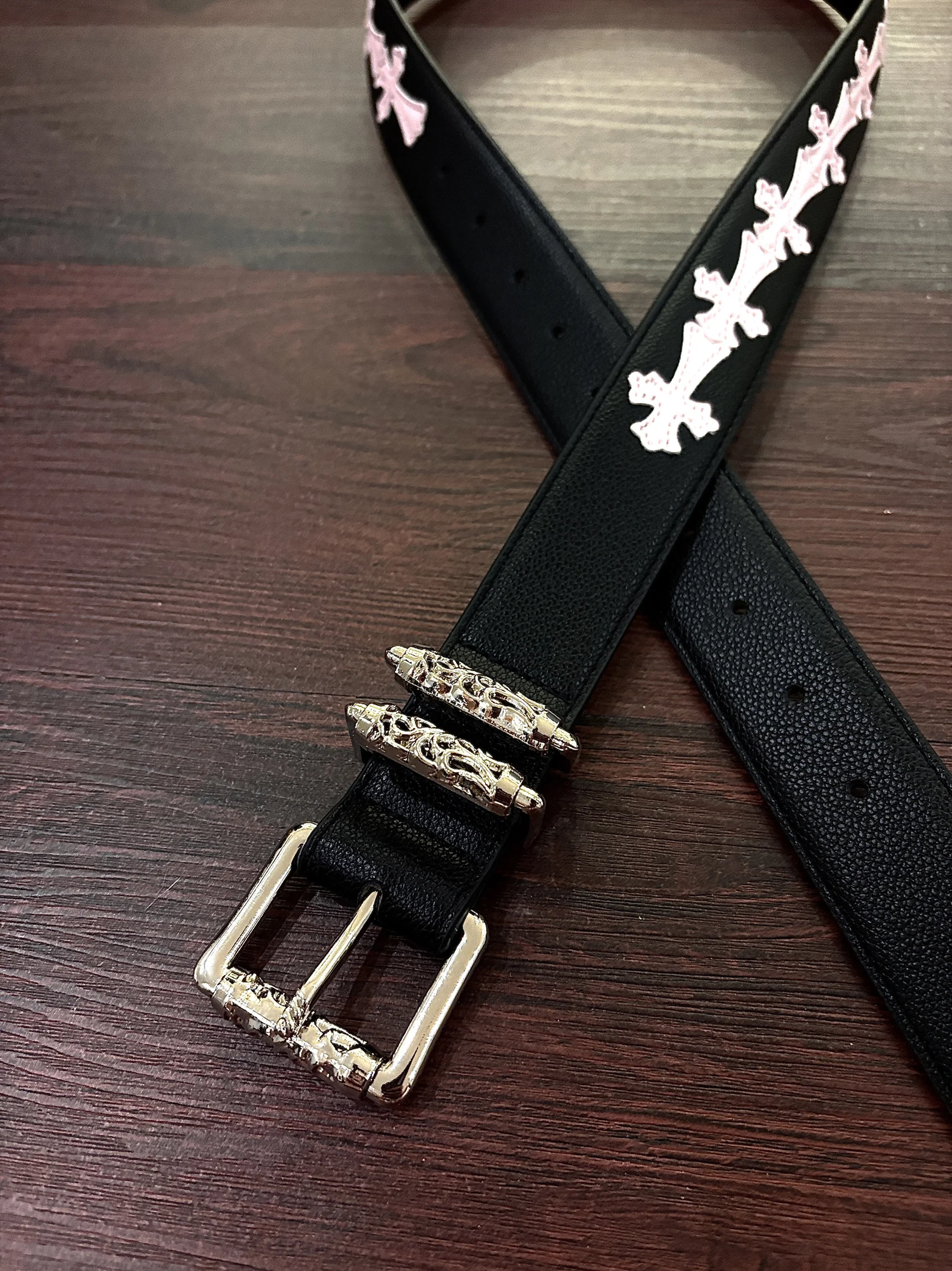 Punk Style Metal Cross Embossed Leather Belt with Roller Patchwork Sleeve Mouth CH Style Black White Floral Patterned Belt