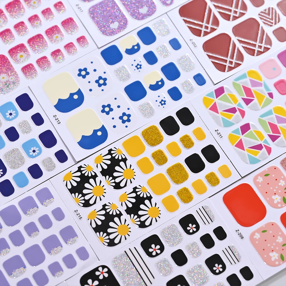 22tips Daisy Flowers Kleurrijke teennagelstickers Glitterlijnen Aardbei Polka Dots Fun Teennagelwraps Zomer Dames Teendecoratie