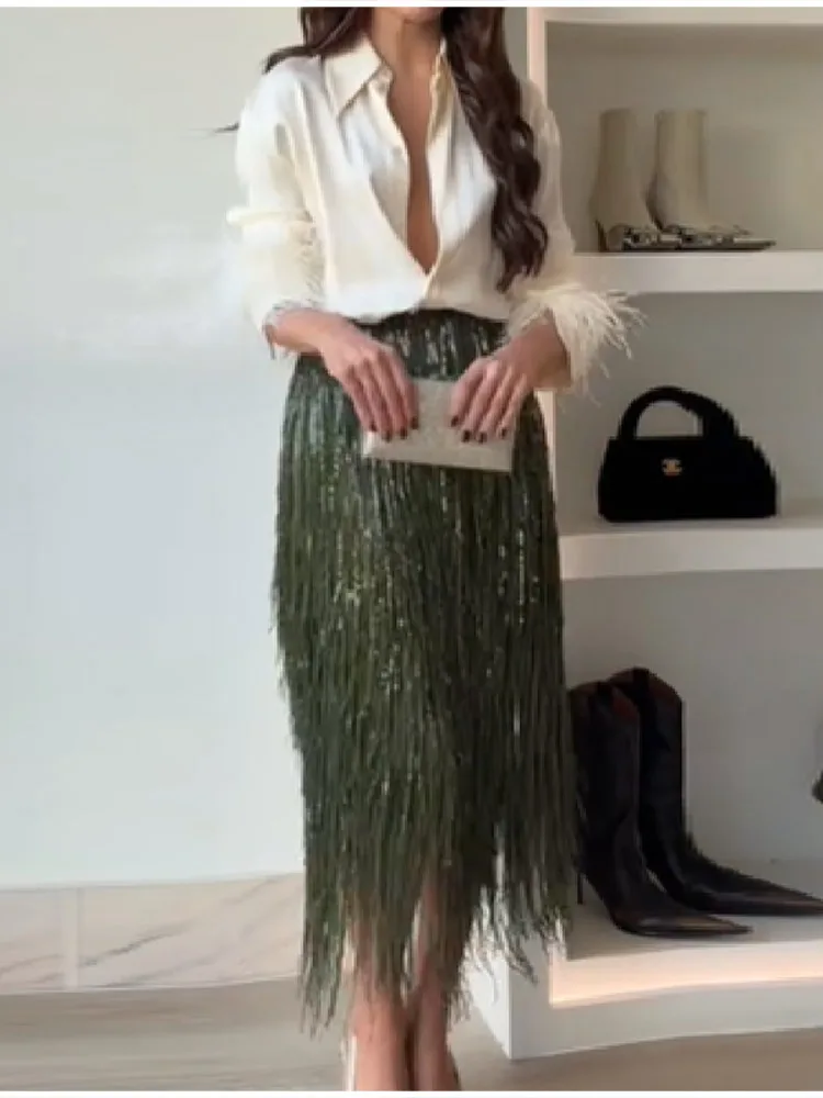 

Блестящая юбка с кисточками для вечеринок и отпуска с неровным подолом, однотонная юбка на молнии, хип-юбки из искусственной травы, новинка 2025 года, женская уличная верхняя одежда