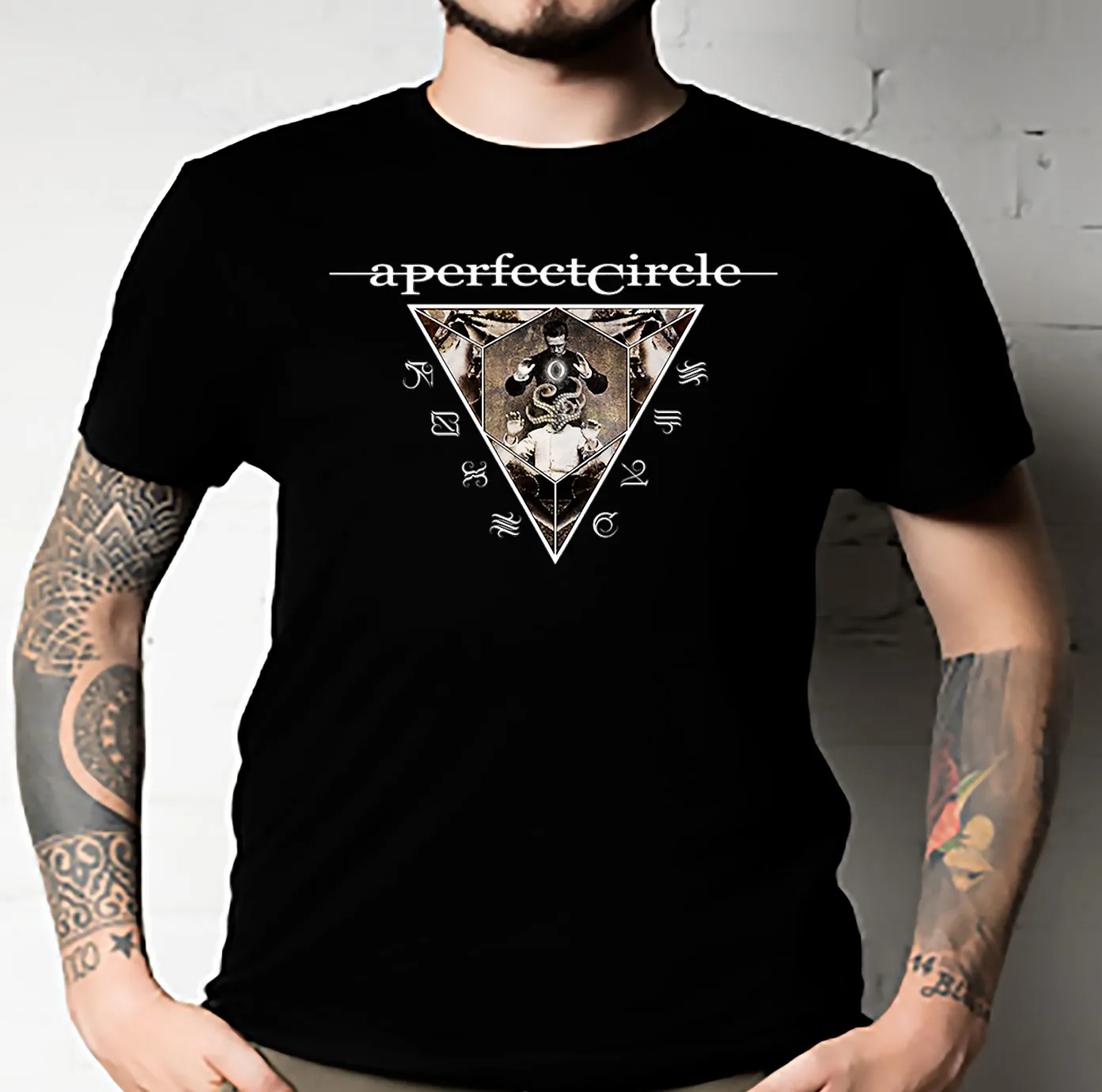 

A Perfect Circle Classic T-Shirt Science People Essential Shirt Tee Unisex