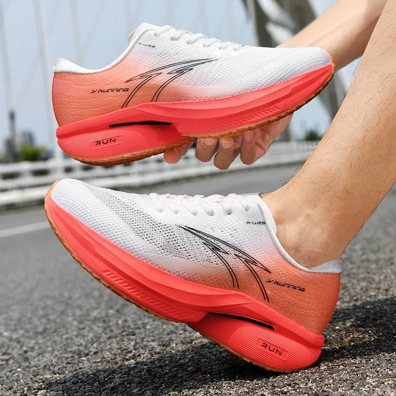 

Новая дышащая спортивная обувь для пар: удобные, легкие, противоскользящие и износостойкие уличные кроссовки из карбоновой пластины 36-44