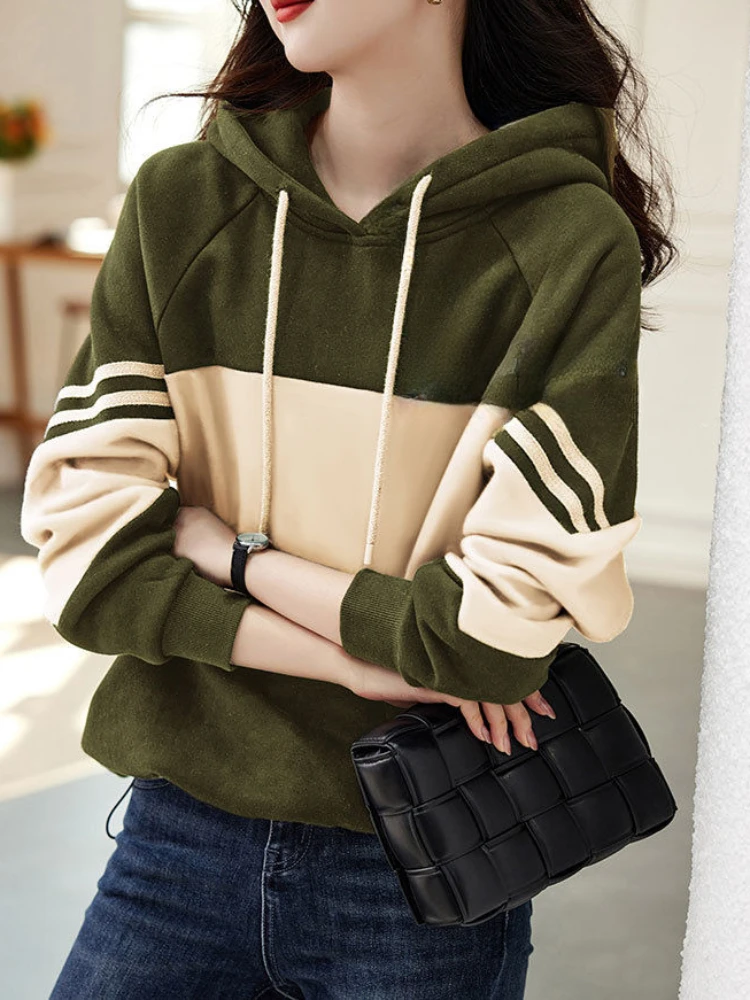 

Woman Clothing Green Hooded Women's Sweatshirt Black Striped Hoodies New In Winter Cold Cheap And Elegant Classy Y2k Vintage Top