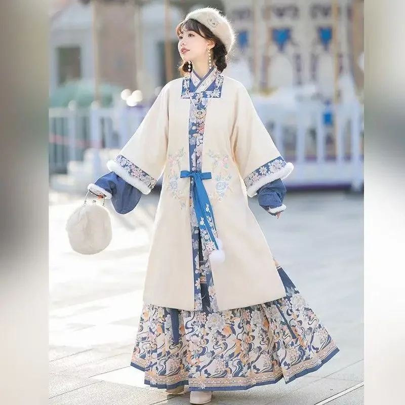 الشتاء محظوظ احتفالي الحدث كوس الملابس رشاقته السنة الجديدة التطريز Hanfu المرأة سلالة مينغ ساحة طوق معطف طويل متماثل