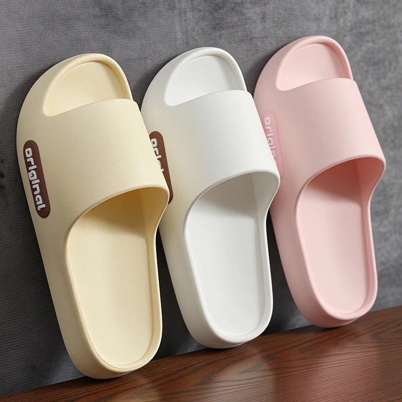 Women's Classy Bathroom Slippers Dormitory Girl Couple Portable Hotel Student Slippers Bathing Popular Bathroom Slippers Versatile Lightweight Trendy