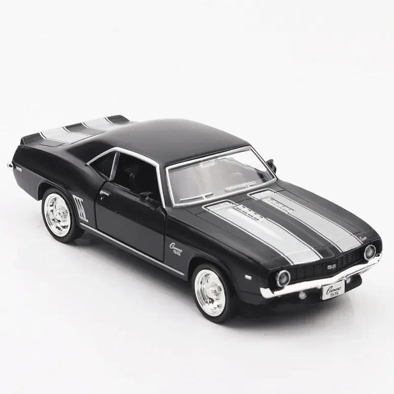 1:36 Chevrolet USA 1969 Camaro SS Vintage Matte Black Diecast Metal Car Model Toy For Collection Gift Kids A318