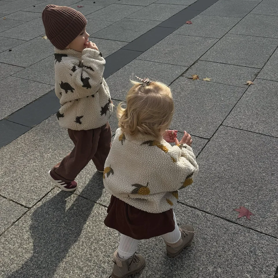 Chaquetas para niños, moda de otoño e invierno, chaqueta de lana de cordero con dibujos animados para niñas, abrigo cálido de algodón para niños,