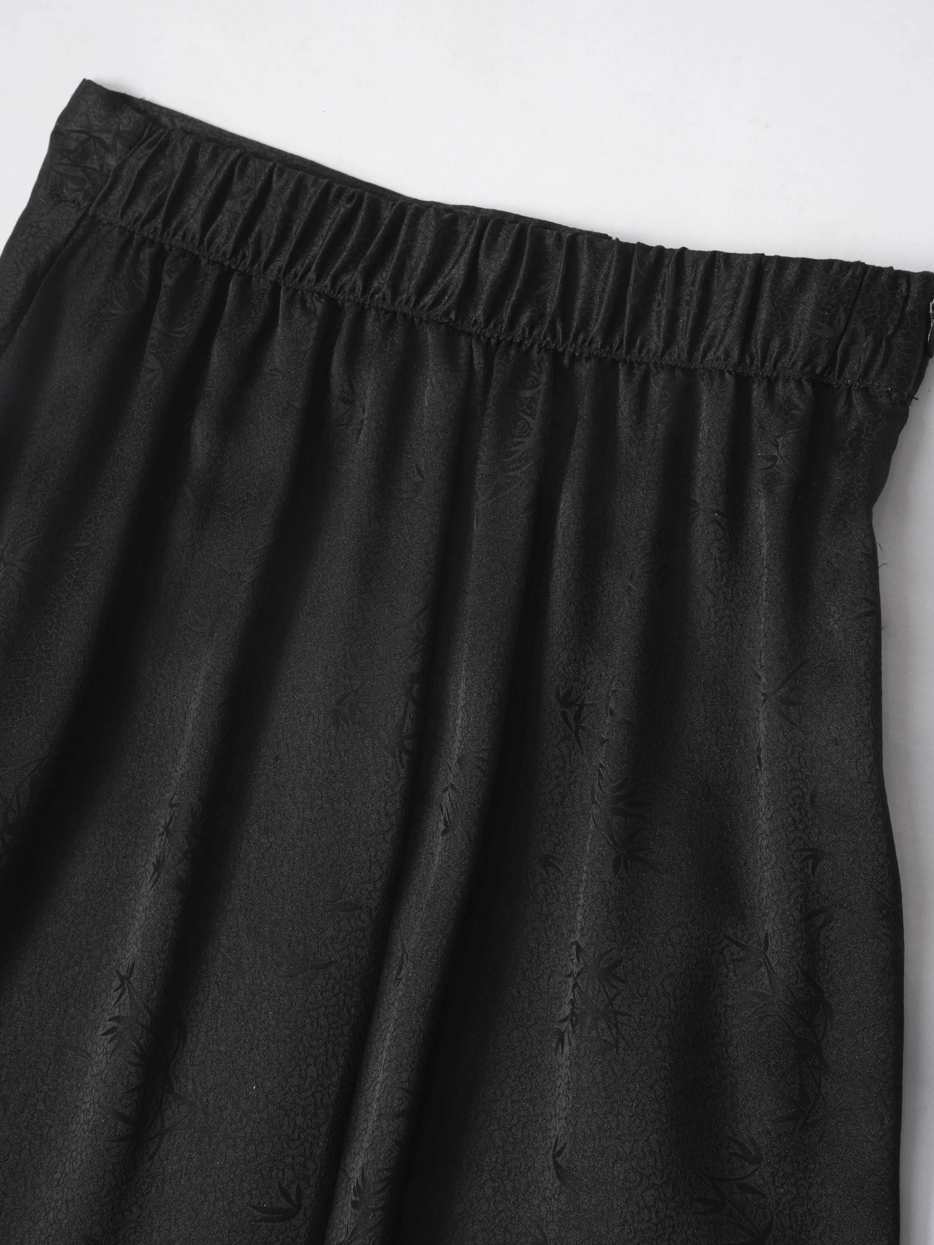 Bamboo Leaf Print 100% Natural Mulberry Silk Twisted Compass Buckle Zipper Design Feminine Black Skirt