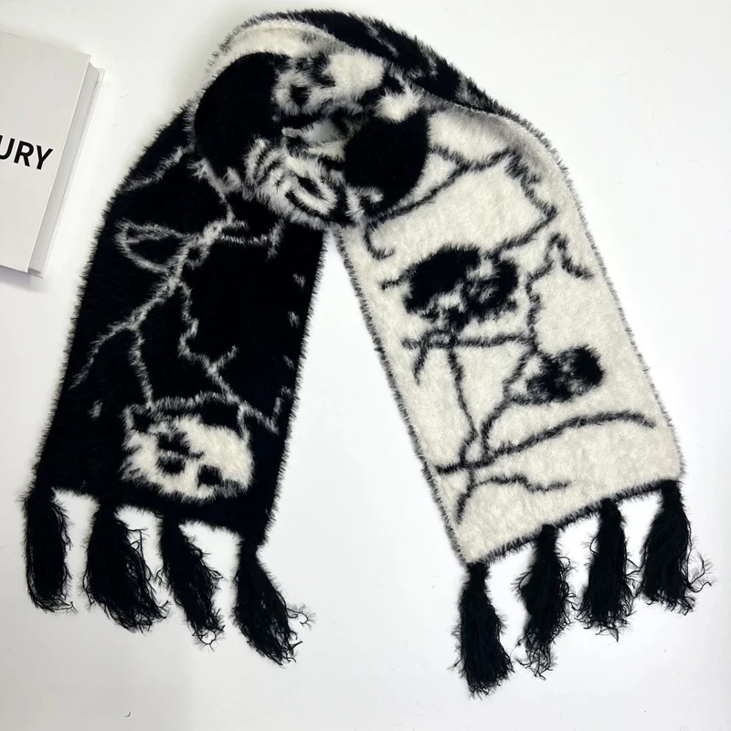 ハロウィンスカルスカーフゴシック冬ミンクファーニットスカーフ黒白両面スカーフソフトファーリーフリンジ付き女性男性用