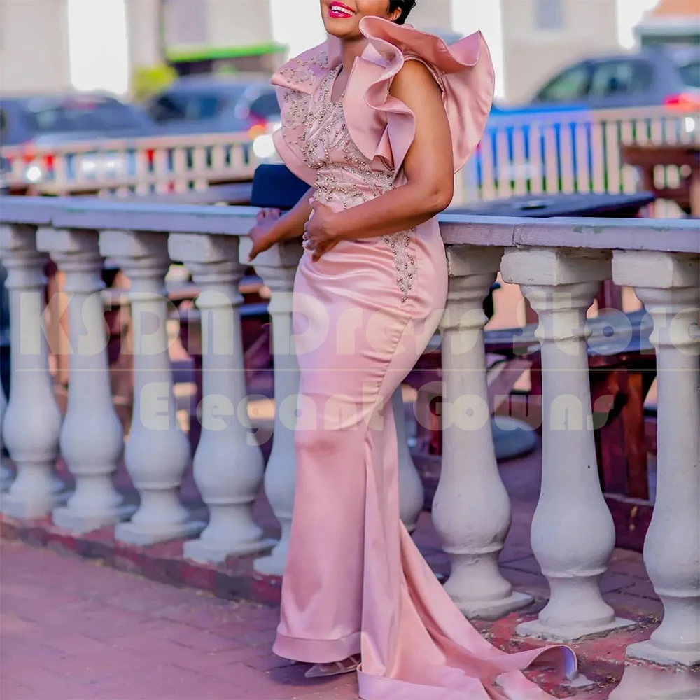 Exquisite Pink Prom Dresses Customized Sweetheart Chapel Train Sleeveless Gowns Special Occasion Women Appliques Dress Vestidos