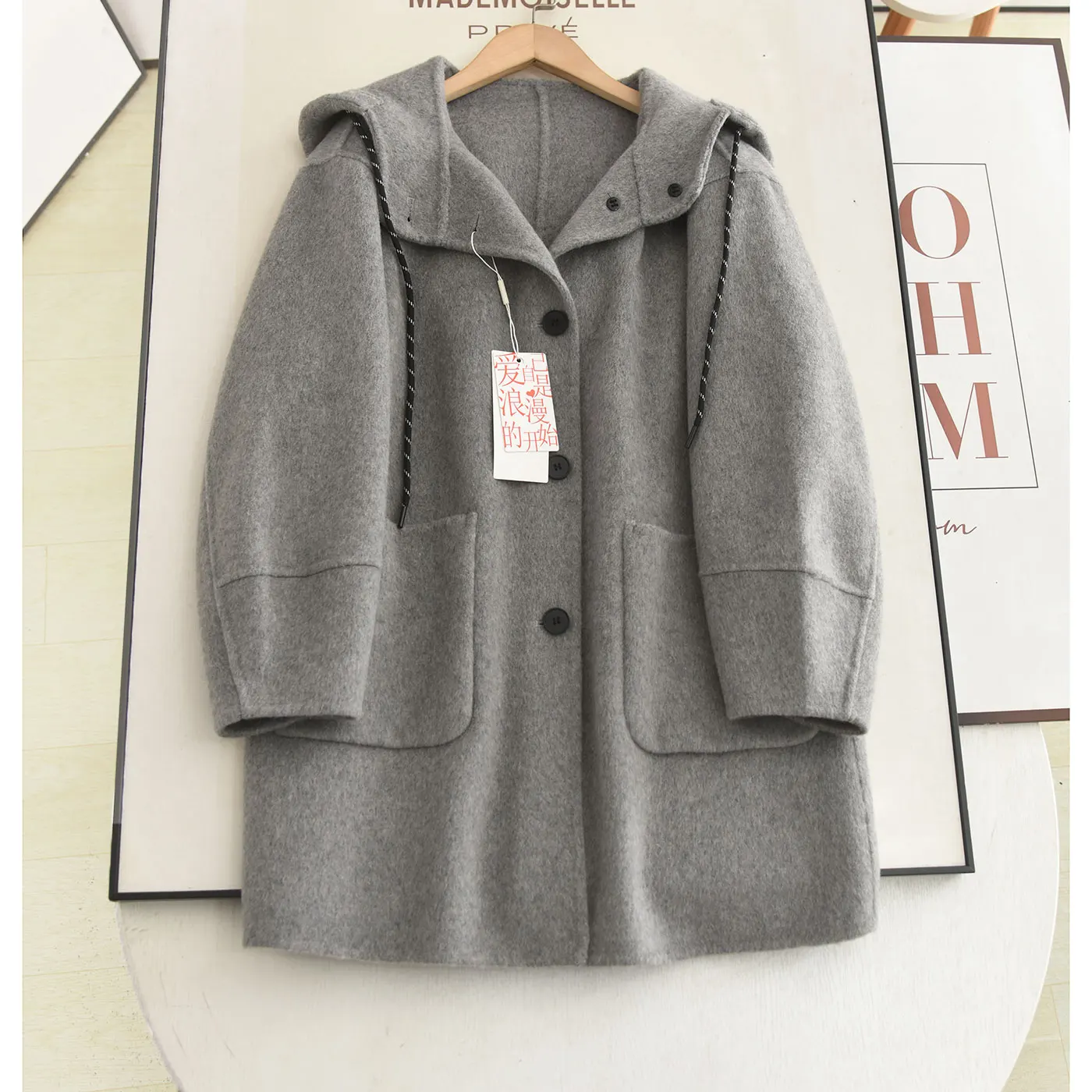 

Ay двустороннее шерстяное пальто с капюшоном, повседневная корейская версия, новинка зимы 2025 года, утягивающая верхняя одежда для колледжа