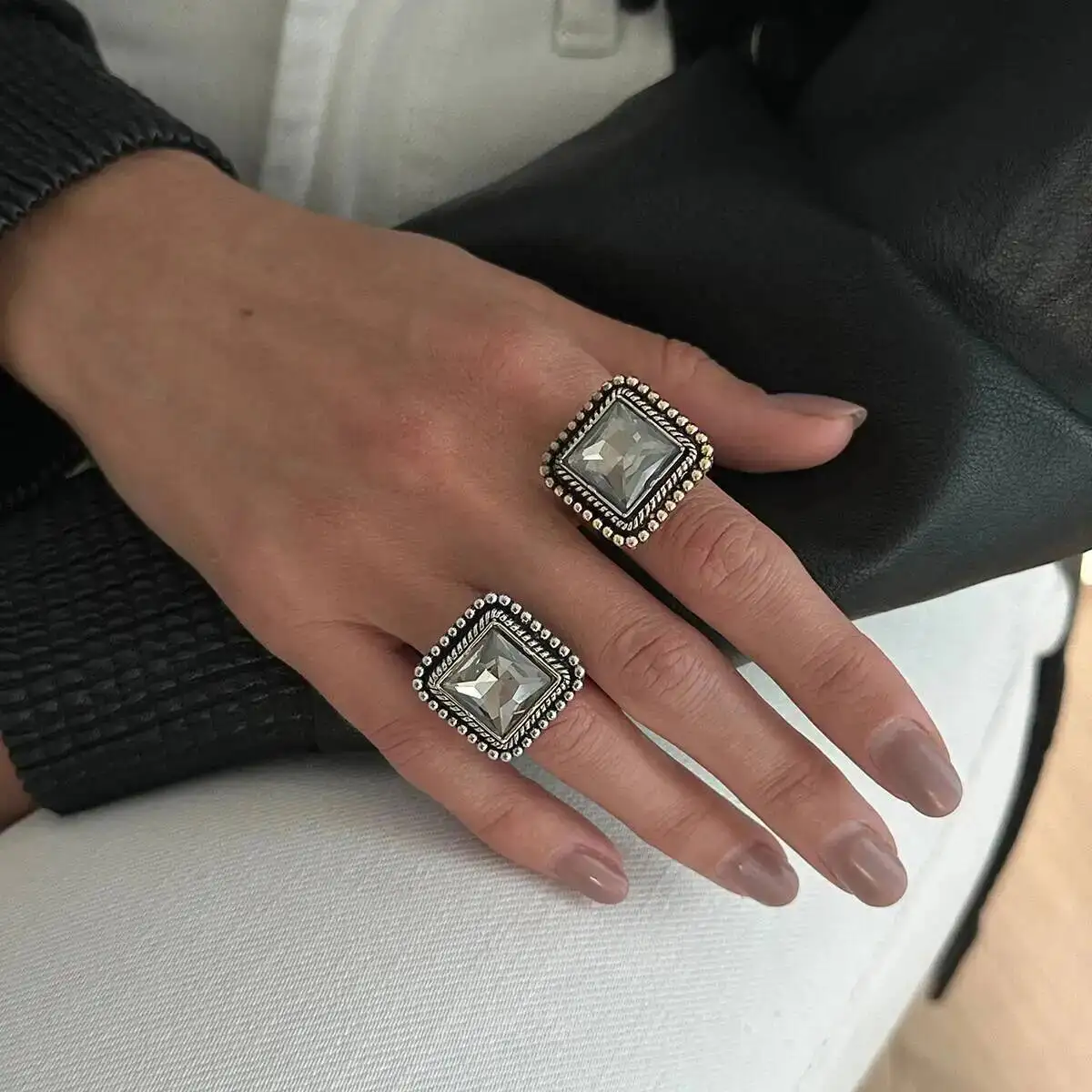 IngeSight.Z New Classic Square Acrylic Rhinestone Open Ring Women Men Vintage Geometric Finger Rings Couple Daily Wear Jewelry