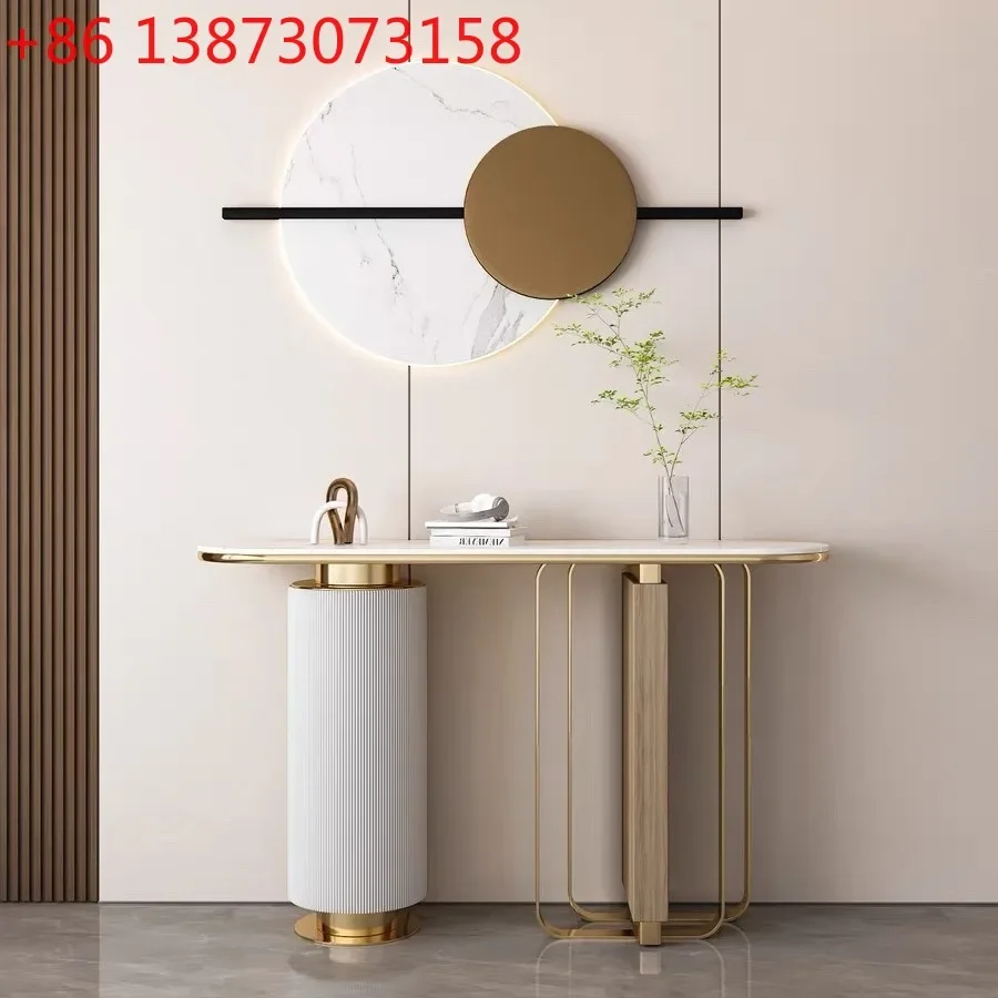 Italian porch table against the wall, simple entry rock slab, ultra-narrow front door, porch table decorative cabinet, light lux