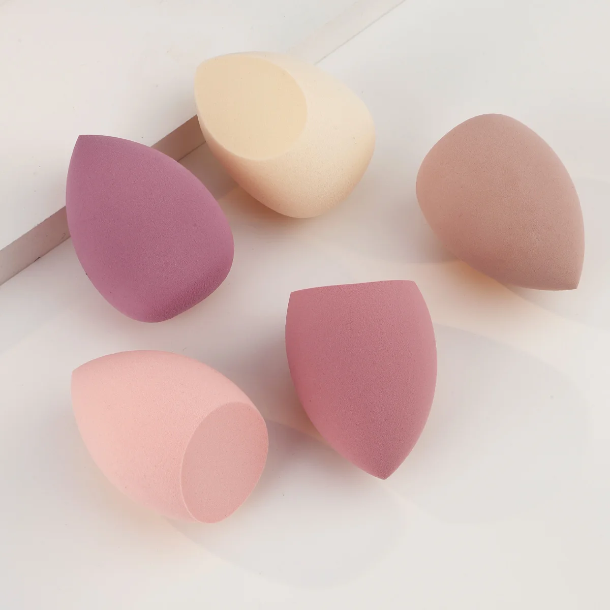 30 stuks zachte, latexvrije make-upsponzen: perfect voor alle make-uptypes, duurzaam, droog/nat gebruik, must-have schoonheidscadeau