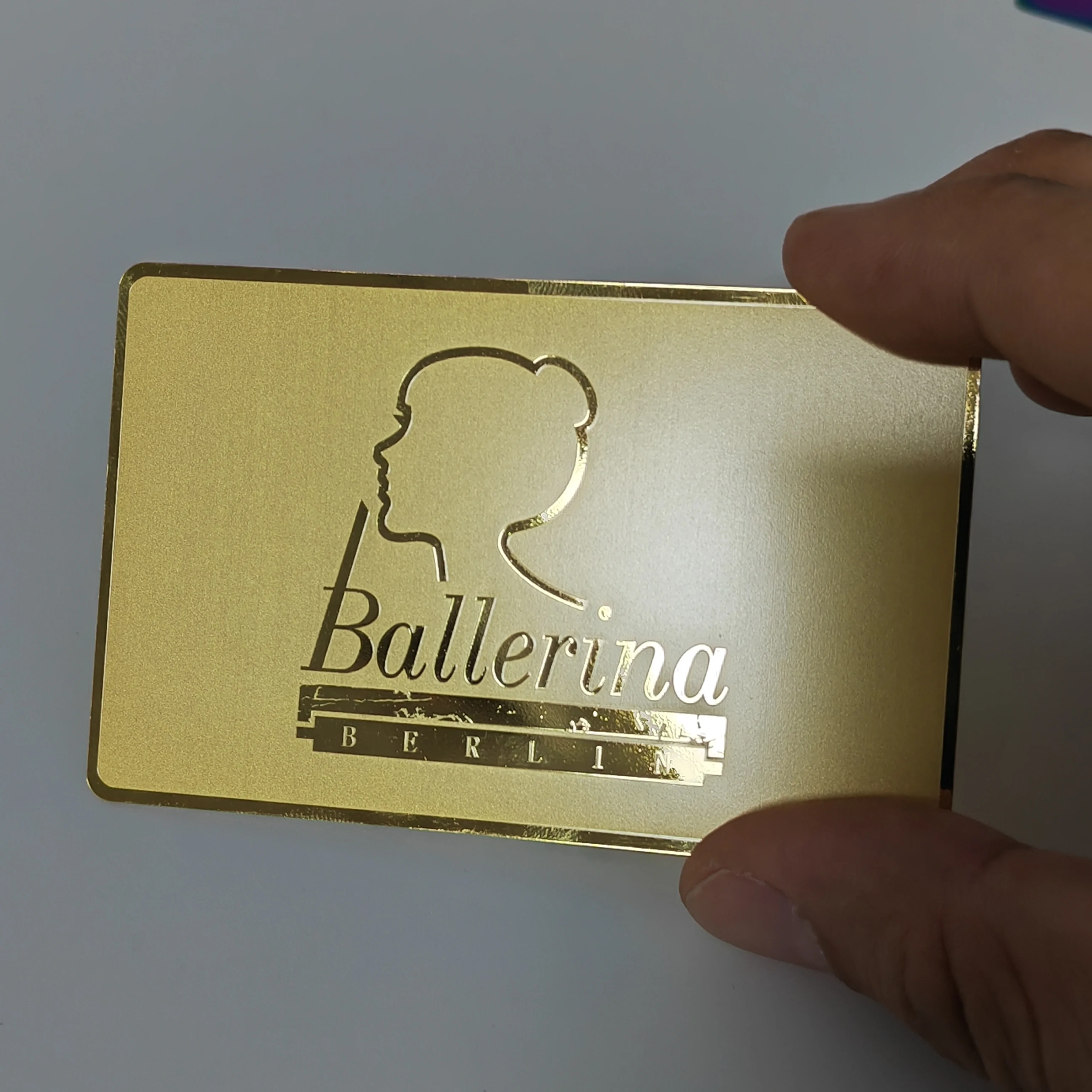 Fábrica de query personalizada, presente de negócios personalizado de alta qualidade, espelho preto, espelho dourado, cores arco-íris, carro com efeito gravado