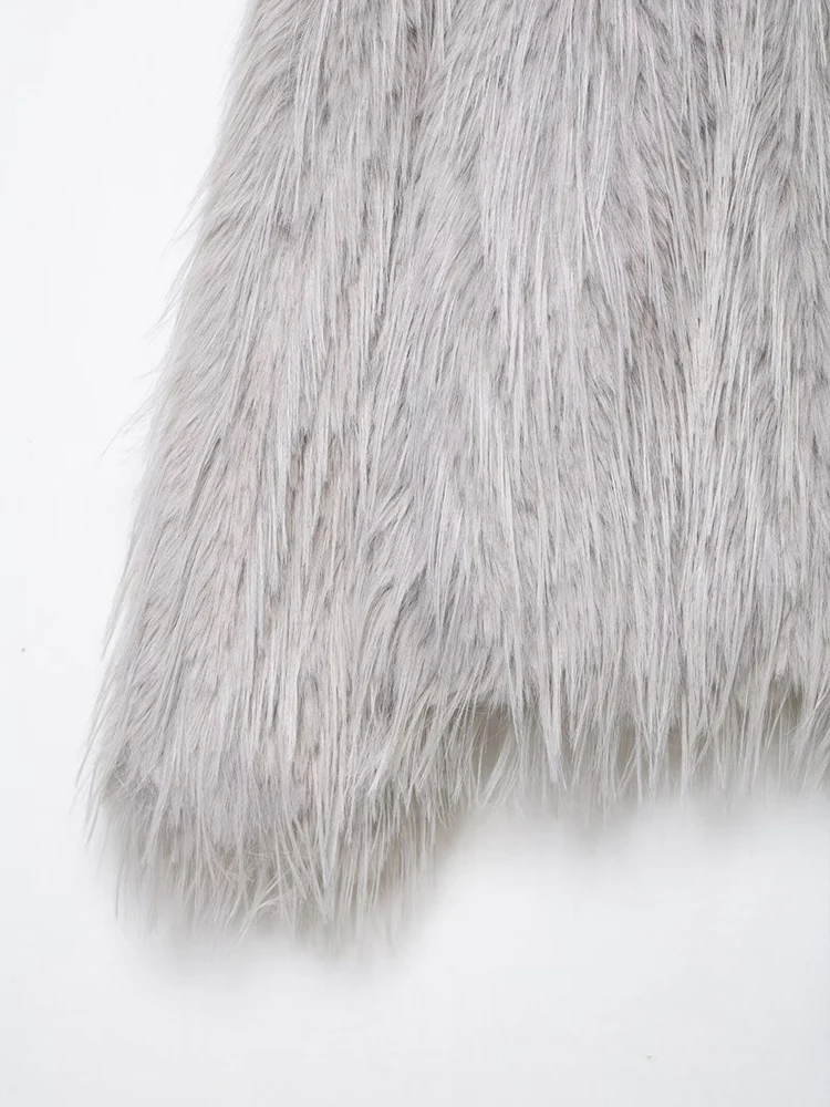 معطف/سترة نسائية جديدة على الطراز الأوروبي عصرية ومتعددة الاستخدامات بلون سادة ورقبة دائرية من الفرو الصناعي