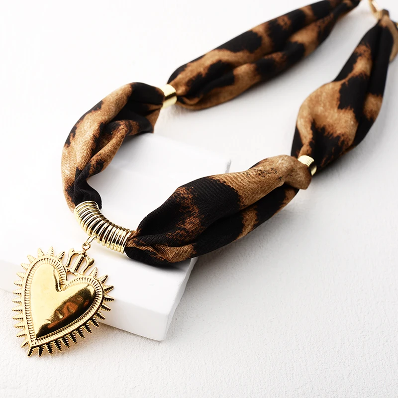 New Trendy Necklace Bandanas , Handkerchiefs Ring Necklace with Stainless Steel Charms Heart Bow Pendants