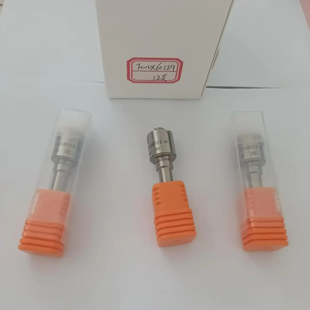 

Fuel Engine Common Rail Injector Nozzle F00VX60129 / F 00V X60 129 Piezo CRIN 4 Injector 0445124031 0445124033